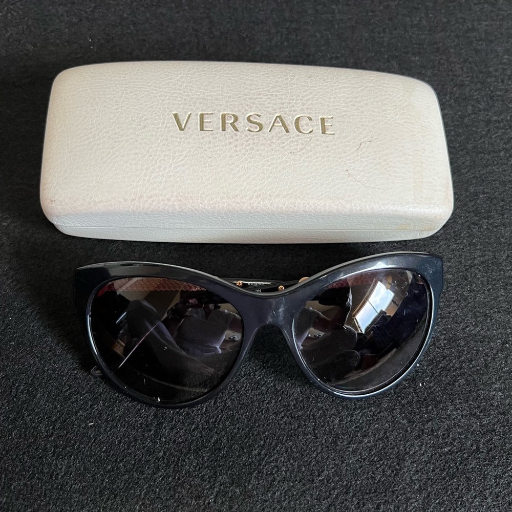VERSACE sunglasses - Picture 3 of 3